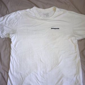 White Patagonia short-sleeve t-shirt in a size S